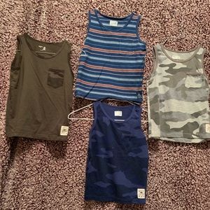 4 Gap Tank tops